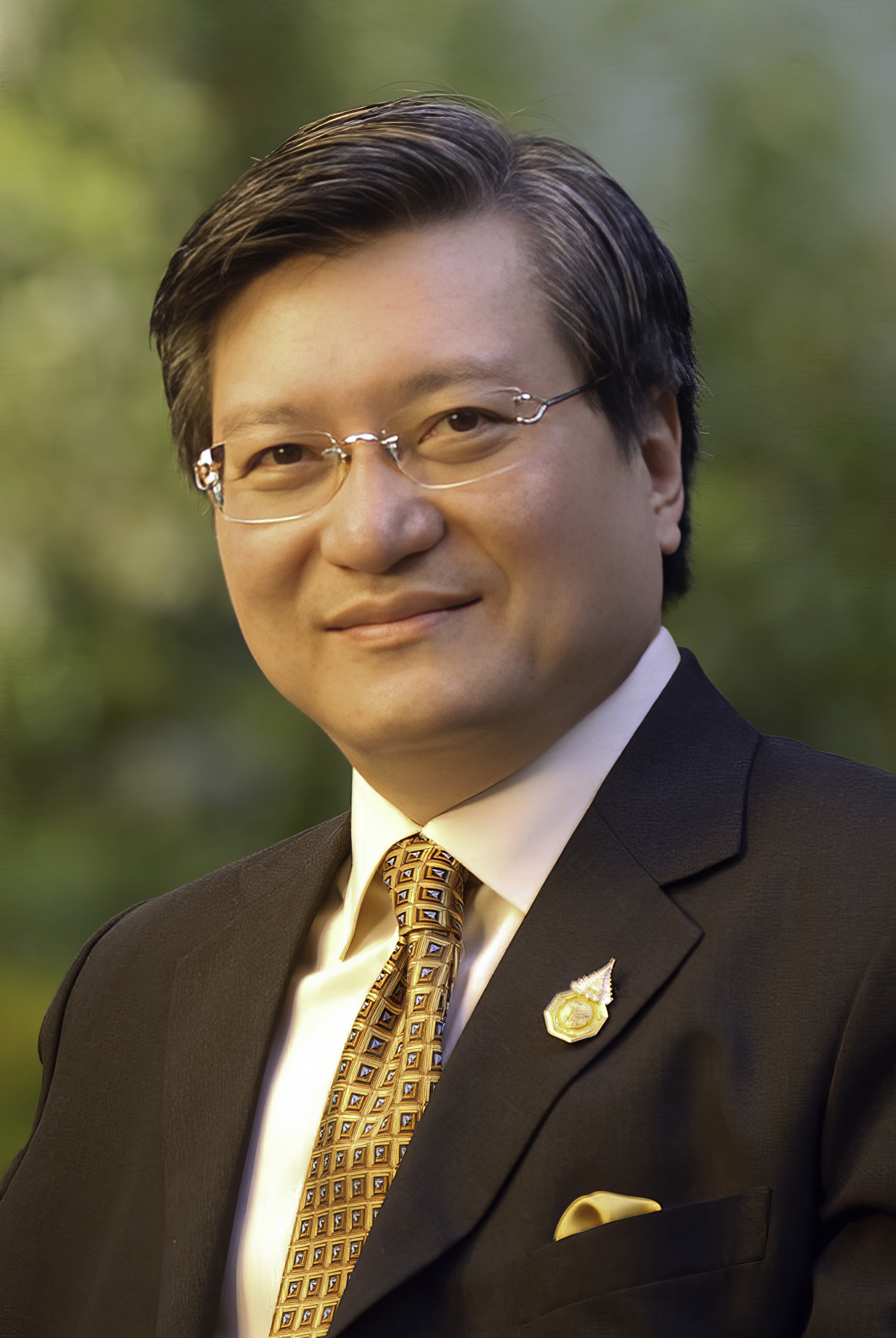 ศ.ดร.เกรียงศักดิ์ เจริญวงศ์ศักดิ์